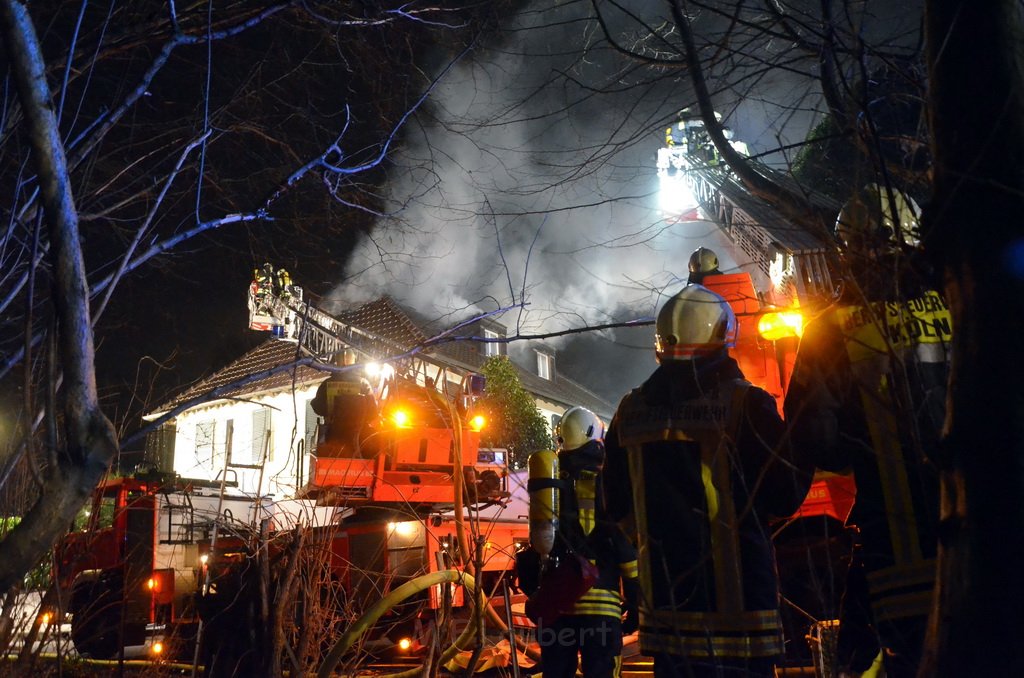 Feuer 2 Koeln Junkersdorf Salzburgerweg P018.JPG - Miklos Laubert